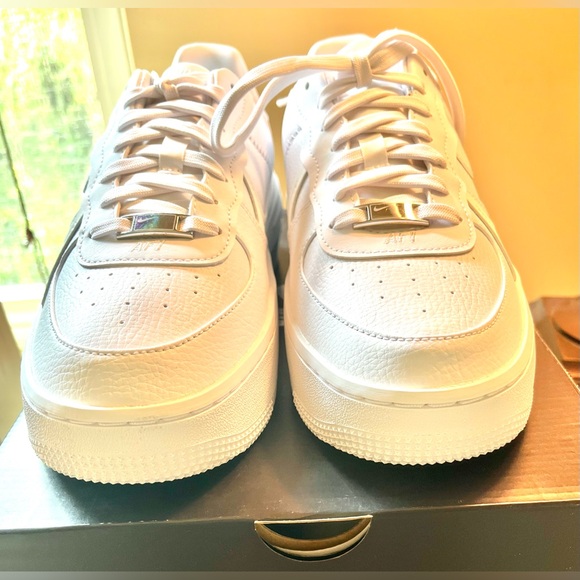 Women’s Air Force 1’s Platform Triple White Size 9 NEW in Box - Picture 5 of 9